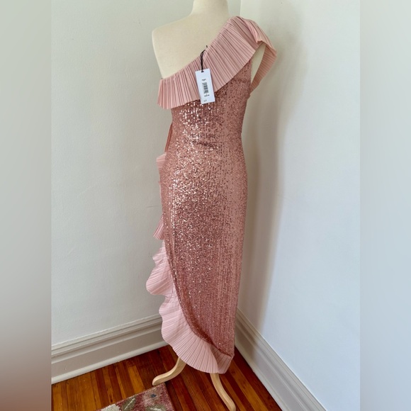 ONE33 Social - One Shoulder Pleated Taffeta Sequin Gown in Blush - Picture 4 of 5